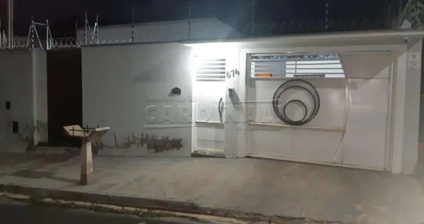 Casa com 3 quartos à venda na Avenida Adayl Ramalho de Mendonça, 674, Cidade Jardim, Araraquara
