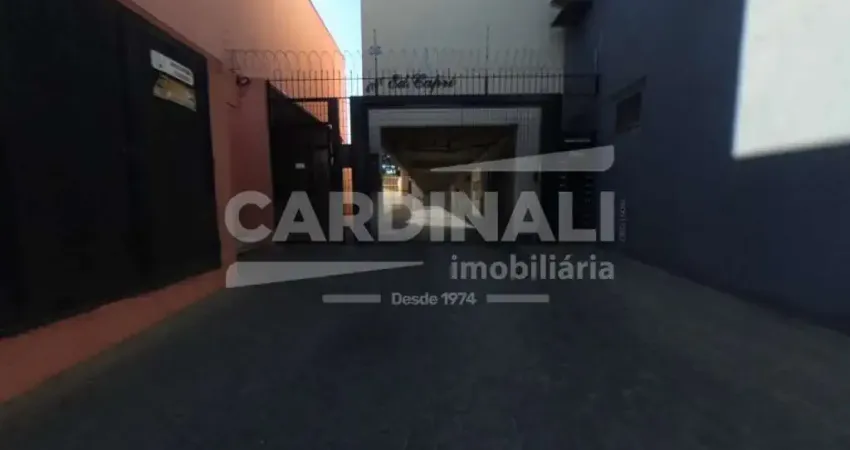 Apartamento com dois dormitórios na av. carlos botelho próximo portaria usp, entre av. são carlos (ônibus ufscar) e praça da xv