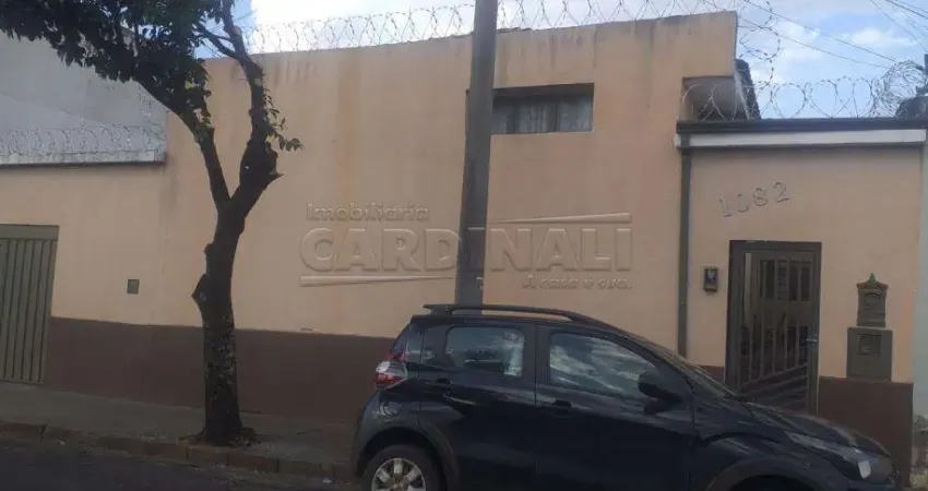 Casa com 4 quartos à venda na Rua Treze de Maio, Próximo ao restaurante do Cidinho - Ao lado da DrogaVen, 1082, Vila Xavier (Vila Xavier), Araraquara