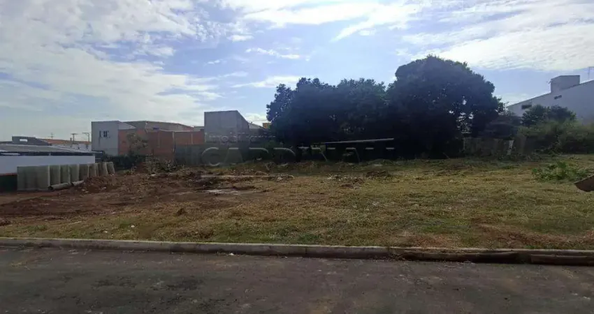 Terreno à venda na Rua Antonio Serafim Marinheiro, SN, Vila Max, São Carlos