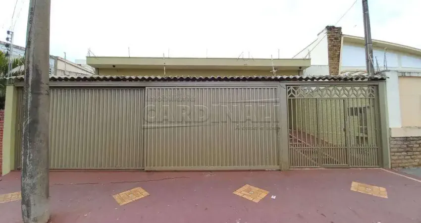 Casa com 3 quartos para alugar na Rua Padre Teixeira, 1563, Centro, São Carlos