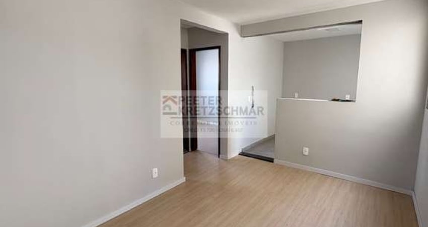 Apartamento à Venda no Bairro Adhemar Garcia – Joinville/SC | 2 Quartos, 1 Vaga, Reformado