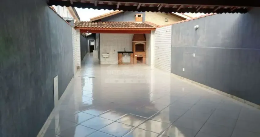Casa impecável na guilhermina, 2 dormitórios, 4 vagas, confira na imobiliária em praia grande.