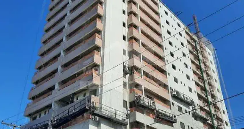 Apartamento 2 dormitórios, prédio frente mar na Mirim, só na imobiliária em Praia Grande