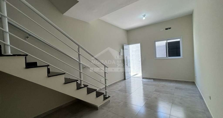 Sobrado NOVO em Condomínio no Canto do Forte, 2 DormitórioS, Confira na Imobiliária em Praia Grande.