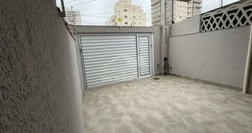 Sobrado Novo na Ocian, Alto padrão com 3 Suítes, Confira na imobiliária em Praia Grande.
