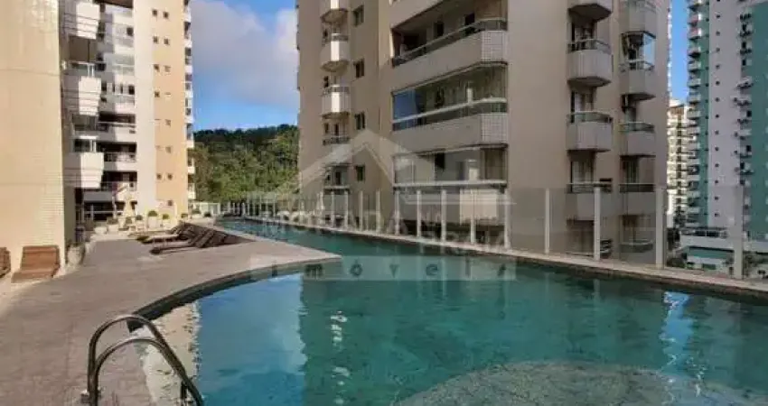 Apartamento alto padrão, 3 dormitórios sendo 2 suítes, 2 vagas, sacada gourmet. canto do forte
