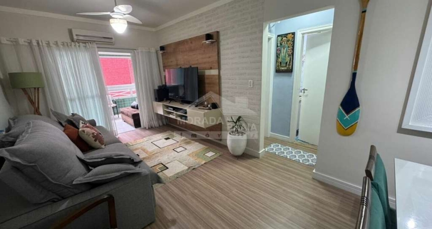 Apartamento no Forte, 2 dormitórios, 100 mts mar, 1 vaga, confira na imobiliária em Praia Grande.