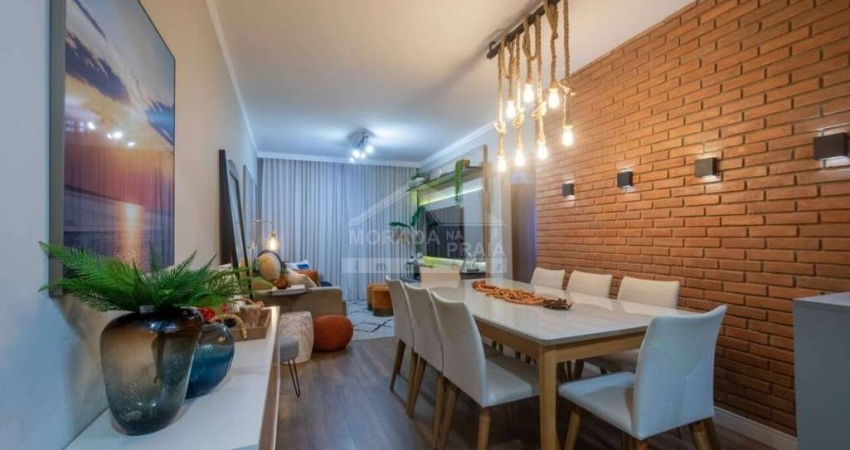 Apartamento na Ocian, 2 dormitórios, 1 suíte à 300 metros da praia.
