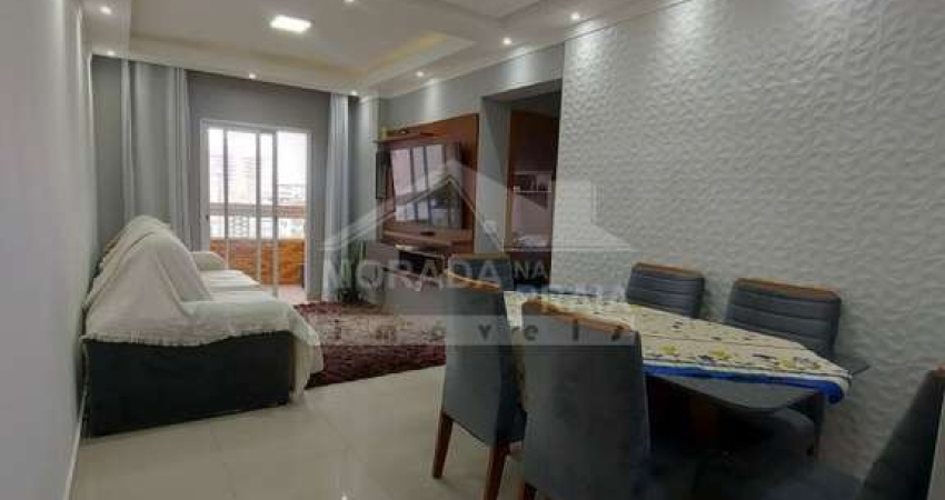 Apartamento na Ocian, 2 Dormitórios, Sacada, Piscina, Só na Imobiliária em Praia Grande.