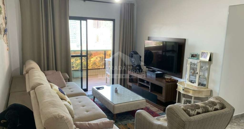 Apartamento ENORME no Forte, 3 Dormitórios, Sacada, Confira na Imobiliária em Praia Grande.