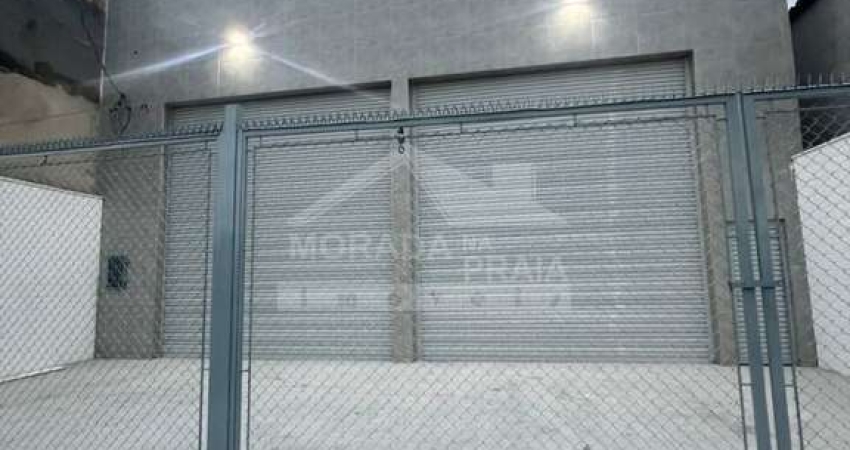 Galpão no Jardim Gloria, 360 m², mezanino, 4 vagas, confira na imobiliária em Praia Grande.