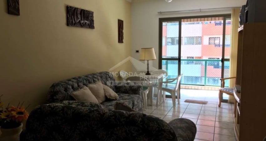 Apartamento no Forte MOBILIADO, 2 dormitórios, sacada, confira na imobiliária em Praia Grande.