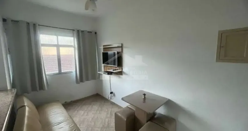 Apartamento na GUILHERMINA, 1 Dormitório  MOBILIADO, 50 metros da PRAIA, Monitorado por Câmera.