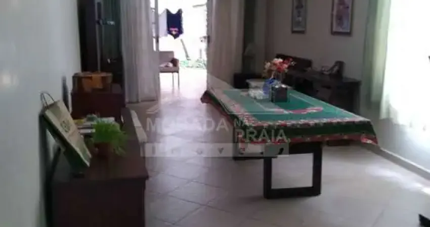 Sobrado geminado no canto do forte, 3 quarto em praia grande/sp.