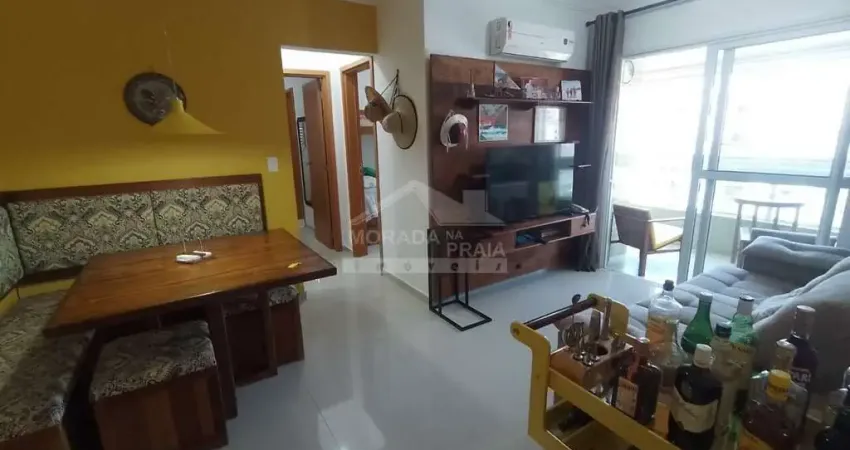 Apartamento totalmente mobiliado com sacada gourmet e 2 suítes no canto do forte!