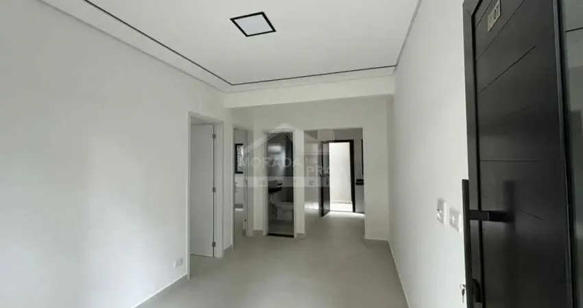 Casa em Condomínio Fechado, 2 Dormitórios, Só na Imobiliária em Praia Grande.