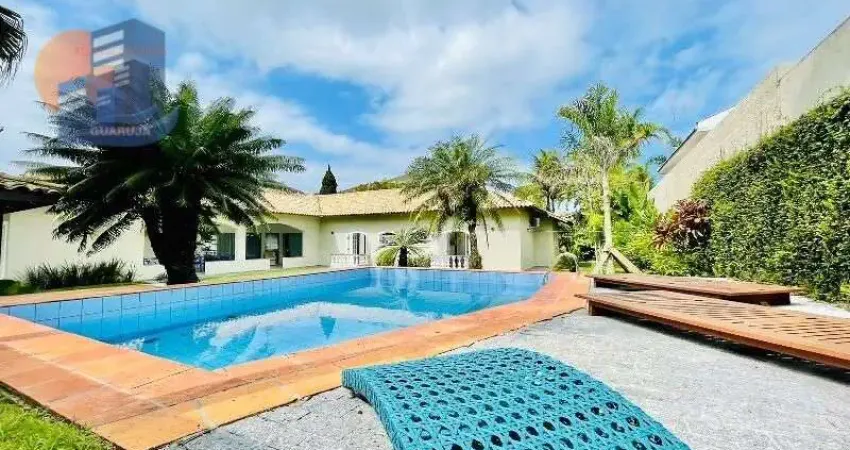 Casa térrea mobiliada em Condomínio – Guarujá/SP , praia de Pernambuco.