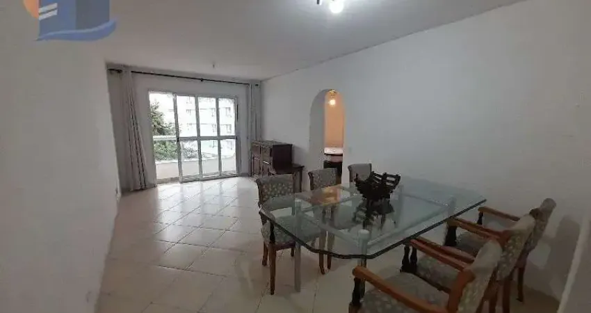 Apartamento c/Vista ao Mar, arejado, semi mobiliado, cômodos espaçosos, próximo de comércios em geral