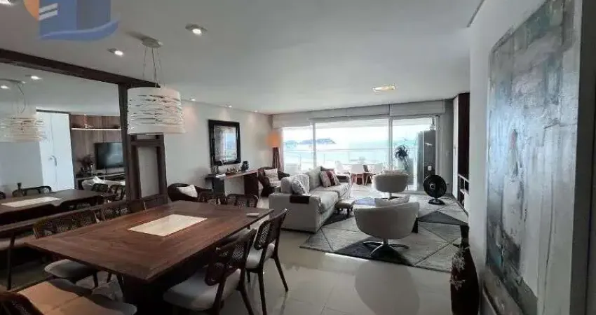 Pé na Areia Vista Privilegiada ao Mar Praia da Enseada - Guarujá.