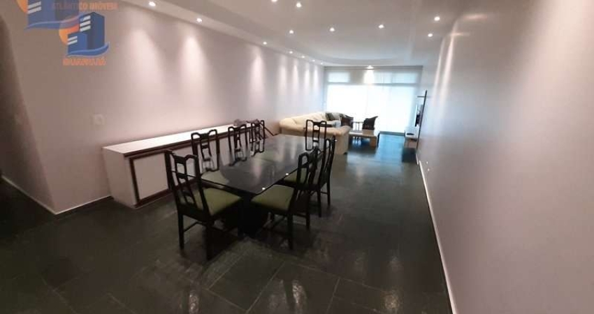 Apartamento Enorme a 200 Metros do Mar Praia da Enseada Guarujá.