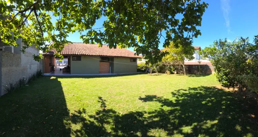 Casa à venda na Avenida Nereu Ramos, Centro, Balneário Piçarras