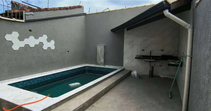 Casa com 2 quartos à venda na Rua Antônio Reinaldo Gonçalves, 498, Vilamar, Praia Grande