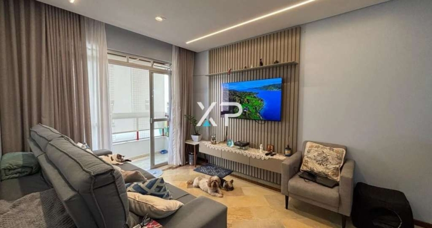 Apartamento a venda com 2 quartos sendo 1 suíte, 2 banheiros e 1 vaga de garegem.