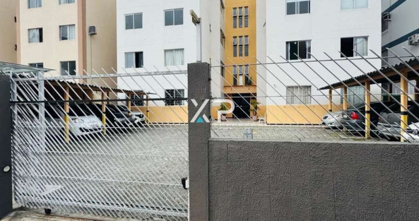 Apartamento em Barreiros, em São José à venda com 2 quartos | XP2543