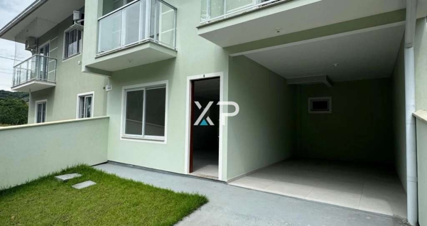 Sobrado em Forquilhas à venda com 3 quartos | XP2196