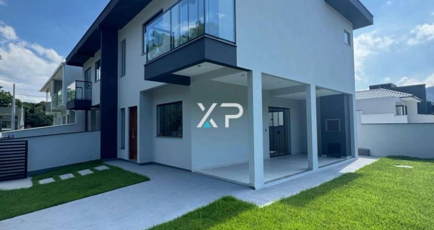 Sobrado de esquina em Forquilhas à venda com 3 quartos/Suíte | XP2299