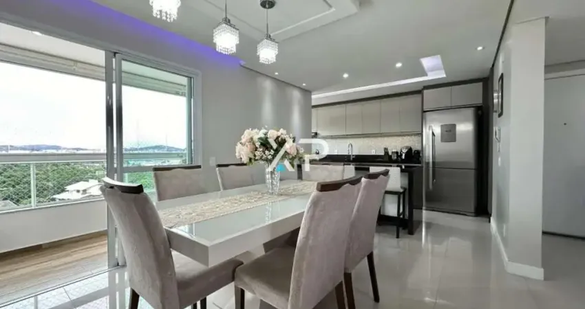 Apartamento no centro de palhoça, 3 dormitórios, 2 suíte, 1  master, 3 banheiros e 2 vagas de garagem xp2170