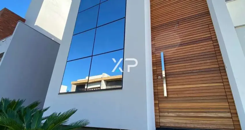 Casa Alto Padrão à venda em condomínio fechado 3 Quartos, sendo 1 suíte | XP1155