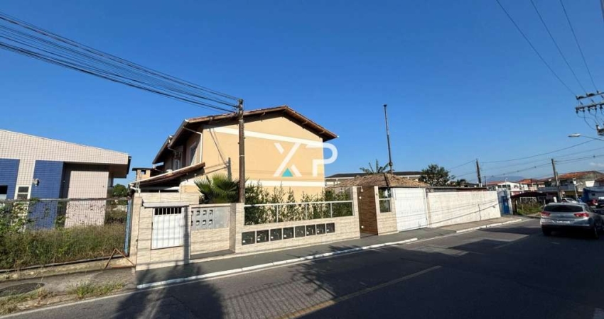 Sobrado A venda/ Aluguel no bairro Forquilhas São José 3 Dormitórios