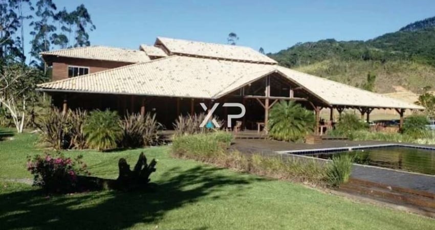 Casa 3 Quartos com 1 Suíte e 146m² - Área Rural de Tijucas