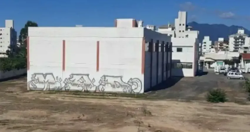Apartamento 2 Quartos no Jardins Das Palmeiras - Pagani