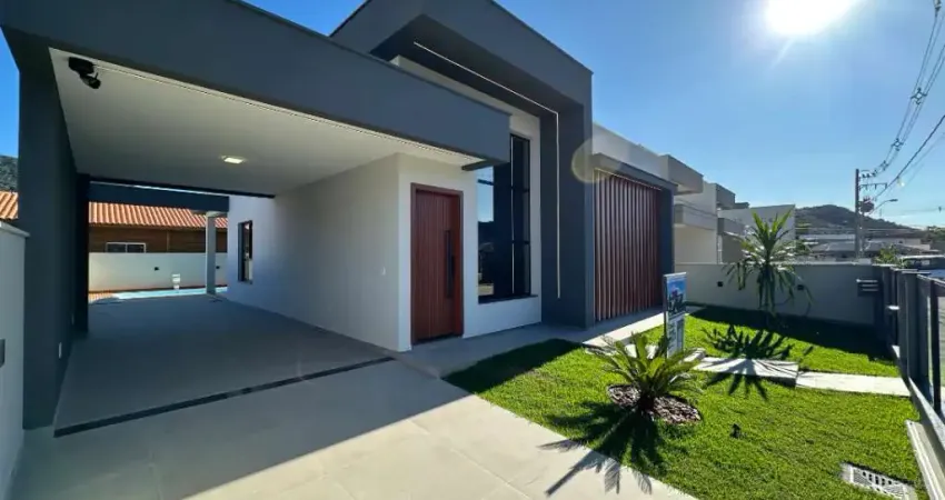 Casa com 3 quartos à venda na Rua Rute Cane da Cruz Elias, 1, Forquilhas, São José