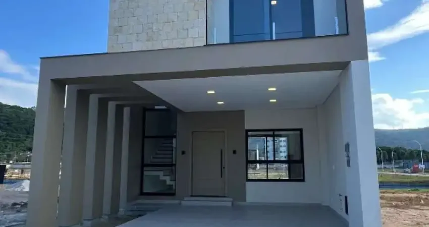 Casa com 3 quartos à venda na Avenida Deltaville, 301, Beira Rio, Biguaçu