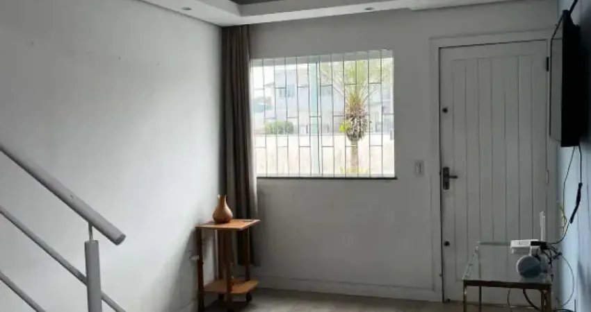 Sobrado geminado 2 quartos em forquilhas, são josé com 69m².