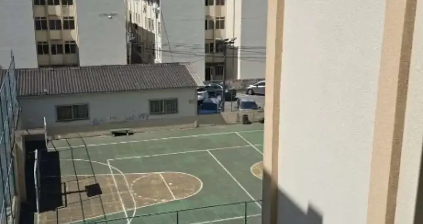 Apartamento com 3 quartos à venda na Rua Luiz Fagundes, 120, Praia Comprida, São José