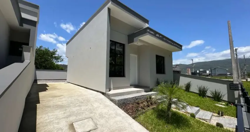 Casa com 2 quartos à venda na Rua Enio Lopes Júnior, 01, Forquilhas, São José