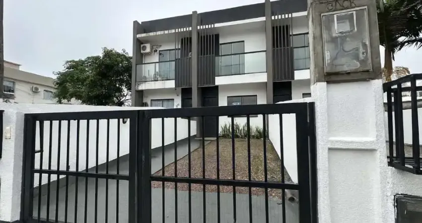 Casa em condomínio fechado com 2 quartos à venda na Rua Arcendino dos Santos, 591, São Sebastião, Palhoça