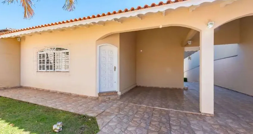 Casa com 5 dormitórios à venda, 271 m² por R$ 1.200.000 - na divisa do bairro Portão com o Guaíra - Curitiba/PR
