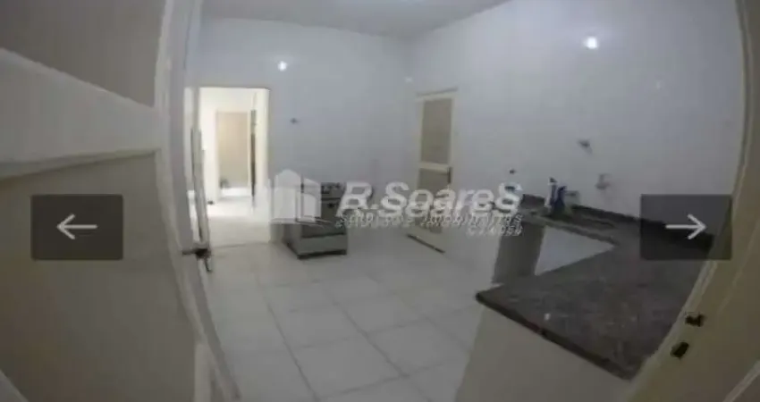 Apartamento com 2 quartos à venda na Avenida Rainha Elizabeth da Bélgica, Copacabana, Rio de Janeiro