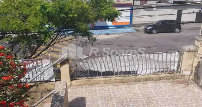 Casa com 2 quartos à venda na Rua das Rosas, Vila Valqueire, Rio de Janeiro