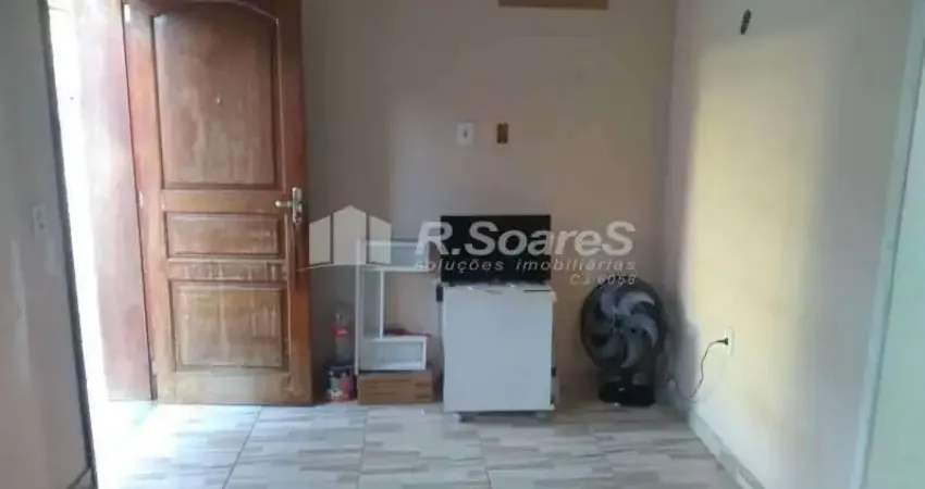 Casa com 2 quartos à venda na Rua Cerqueira Daltro, Cascadura, Rio de Janeiro