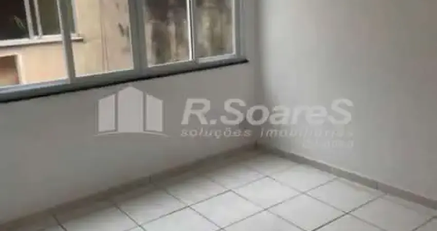 Apartamento com 2 quartos à venda na Estrada Intendente Magalhães, Vila Valqueire, Rio de Janeiro