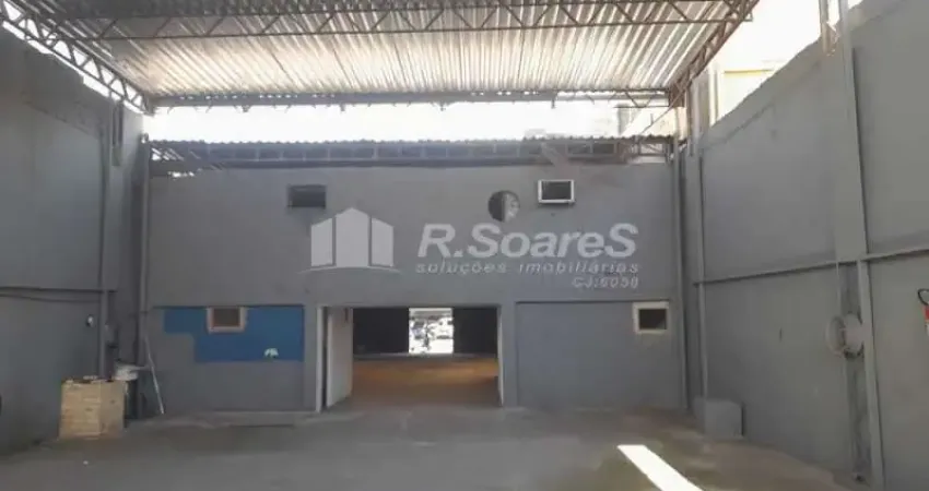 Ponto comercial com 1 sala para alugar na Estrada Intendente Magalhães, Bento Ribeiro, Rio de Janeiro