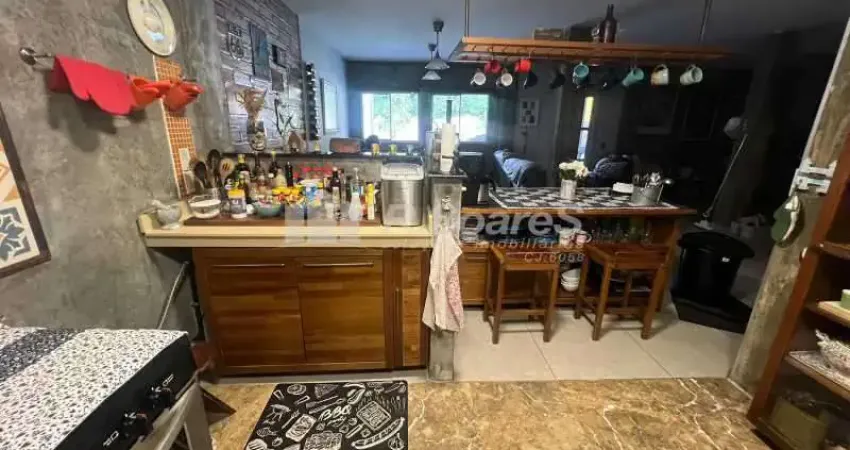 Casa em condomínio fechado com 3 quartos à venda na Rua Arci de Farias, Vila Valqueire, Rio de Janeiro