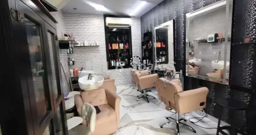 Casa com 2 quartos à venda na Rua Uberaba, Grajaú, Rio de Janeiro